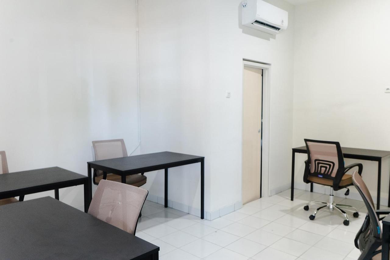 Social Hub By Twospaces จาการ์ตา ภายนอก รูปภาพ