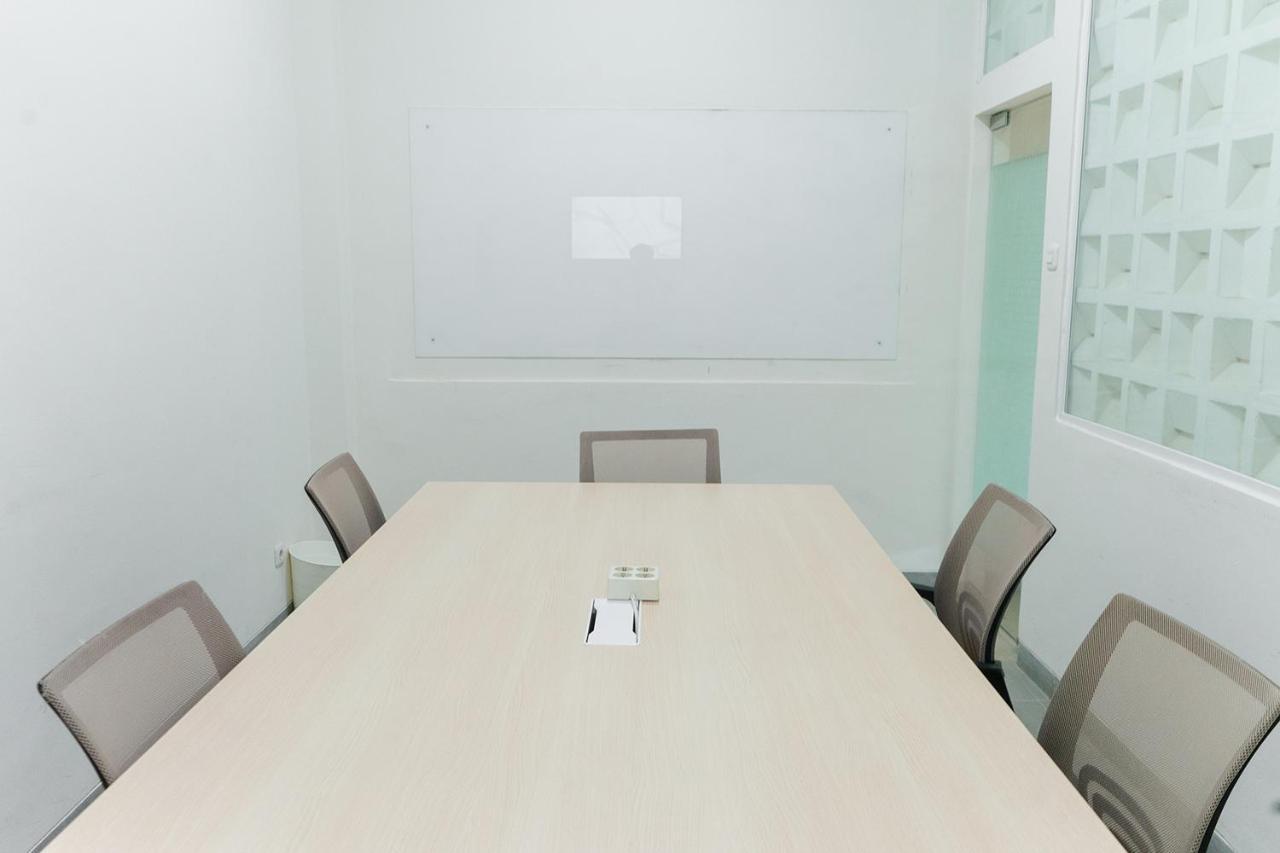 Social Hub By Twospaces จาการ์ตา ภายนอก รูปภาพ